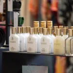 presentoire-boutique-produit-solaire-lavandou